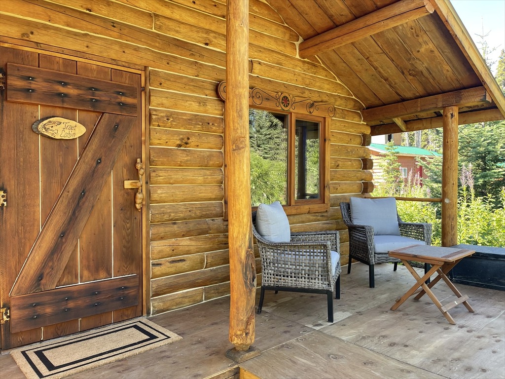 Honeymoon Cabin