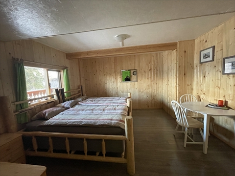 Eagle Room